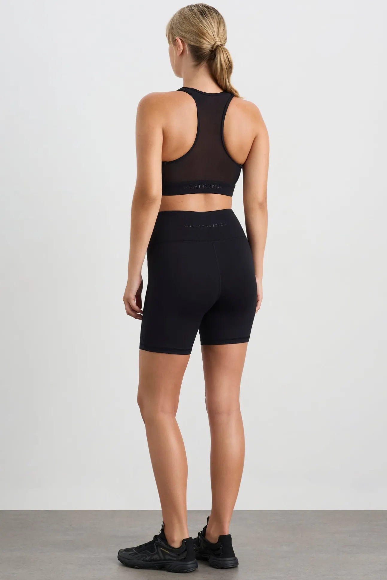 spliced_mesh_sports_bra__10.webp Spliced Mesh Sports Bra 370