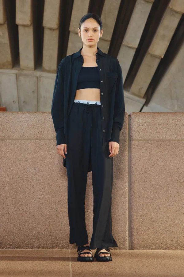 Split Back Relaxed Pant 516