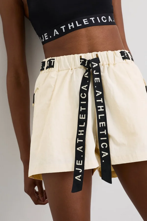 Spray Shorts 608