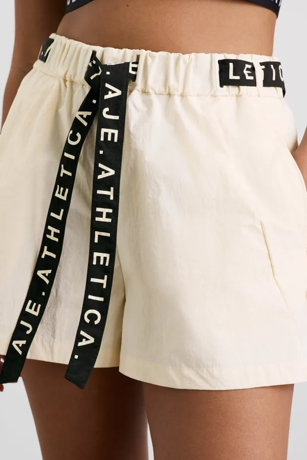 Spray Shorts 608