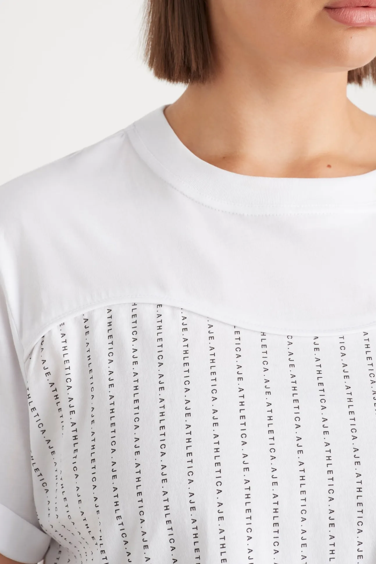 sweetheart_logo_tshirt__12.webp Sweetheart Logo T-Shirt 105