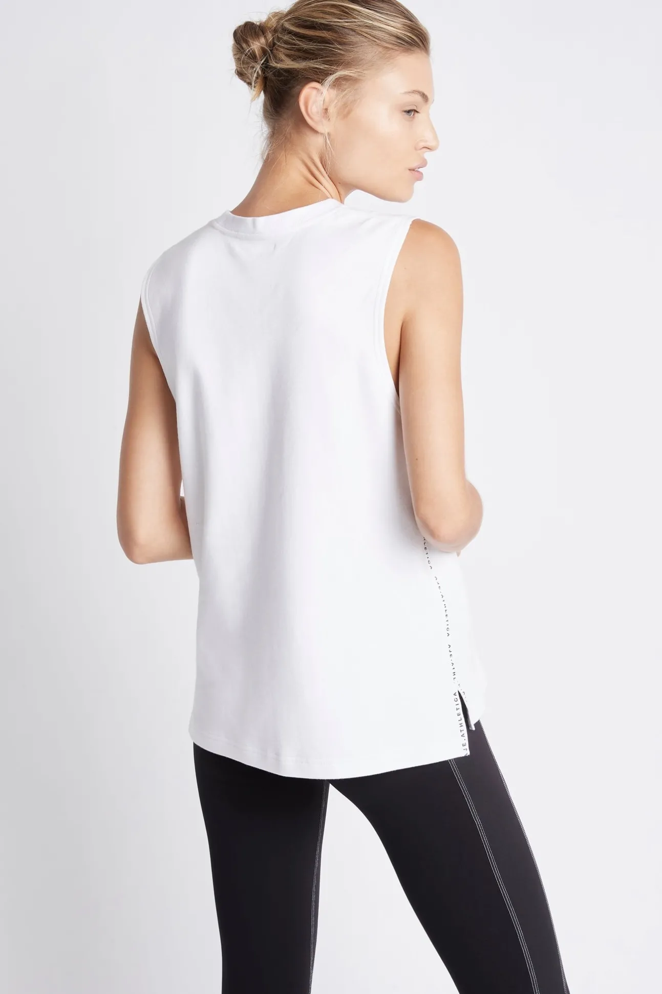 tank_top__4-1.webp Tank Top 009
