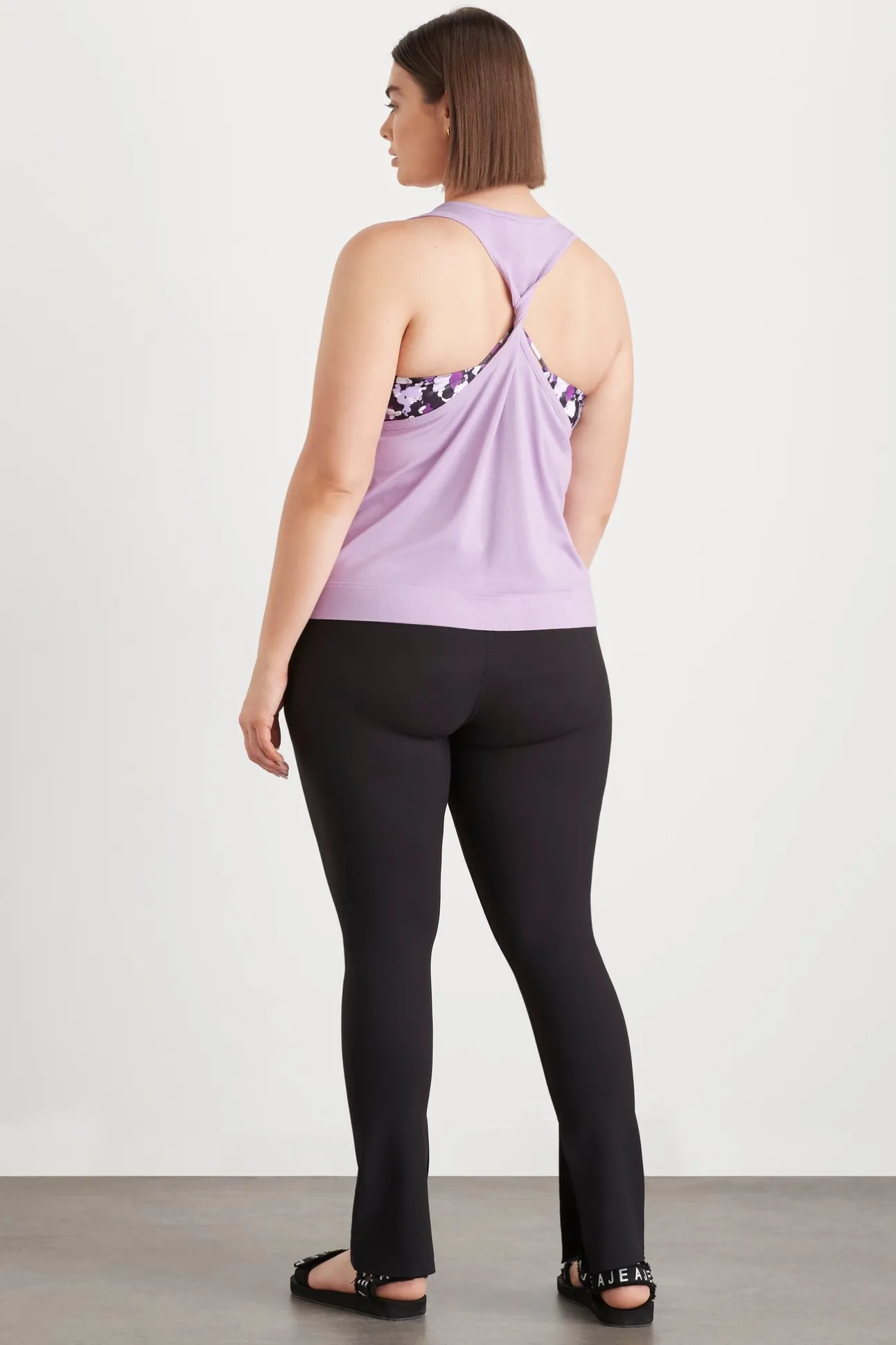 twist_back_tank__15-1.webp Twist Back Tank 137