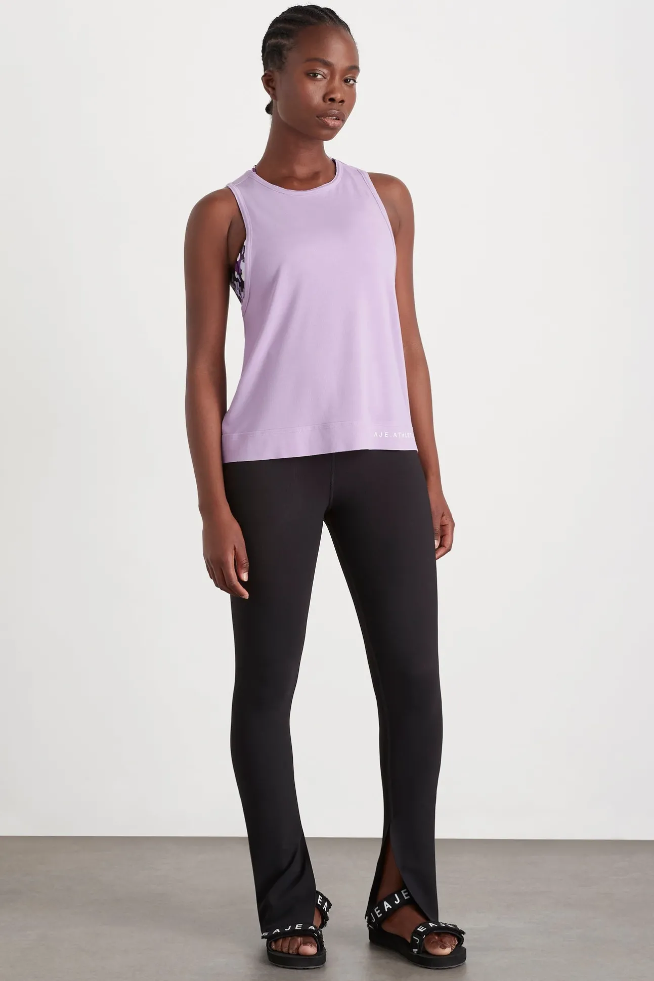twist_back_tank__3-1.webp Twist Back Tank 137