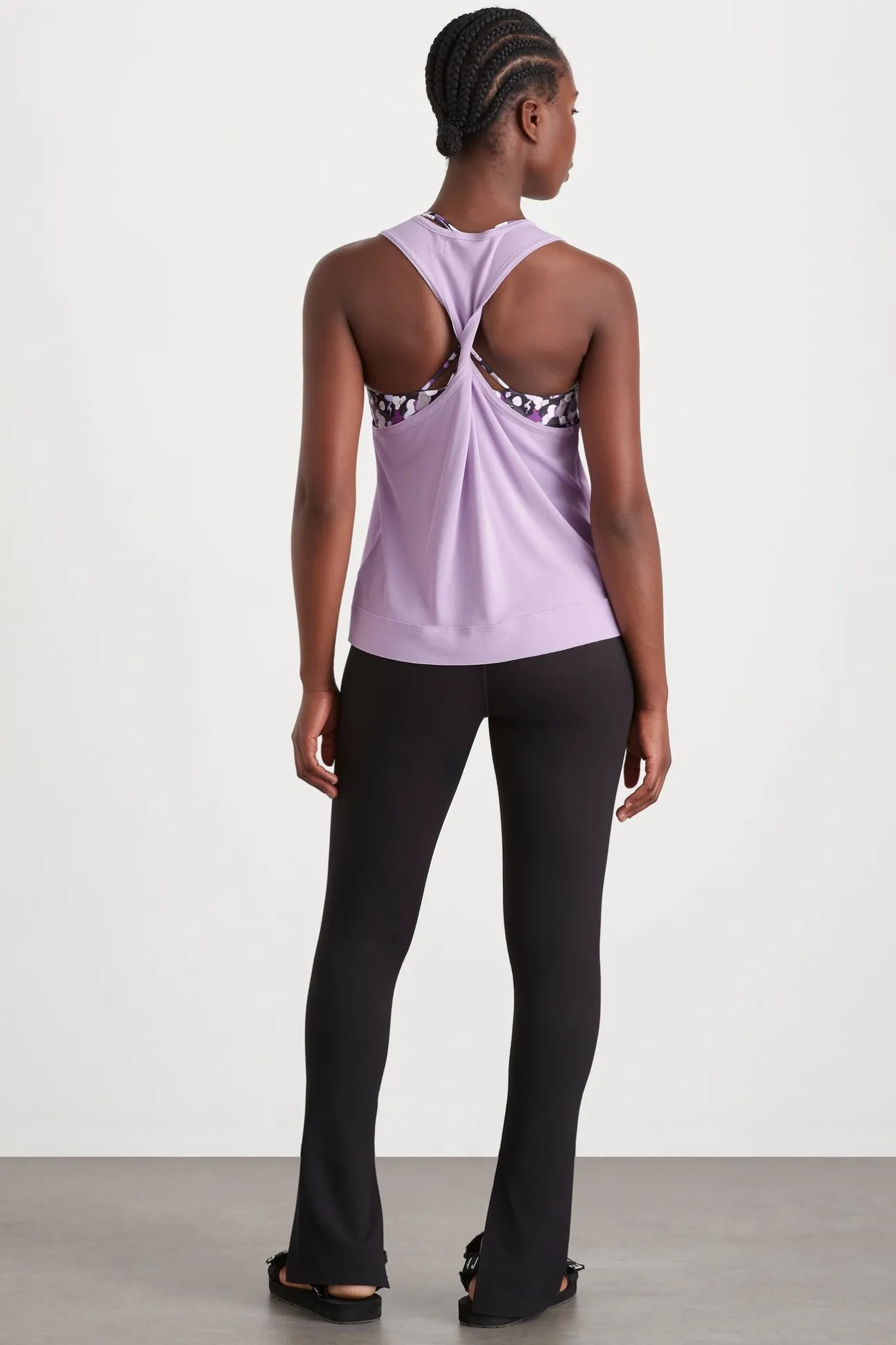 twist_back_tank__6-1.webp Twist Back Tank 137