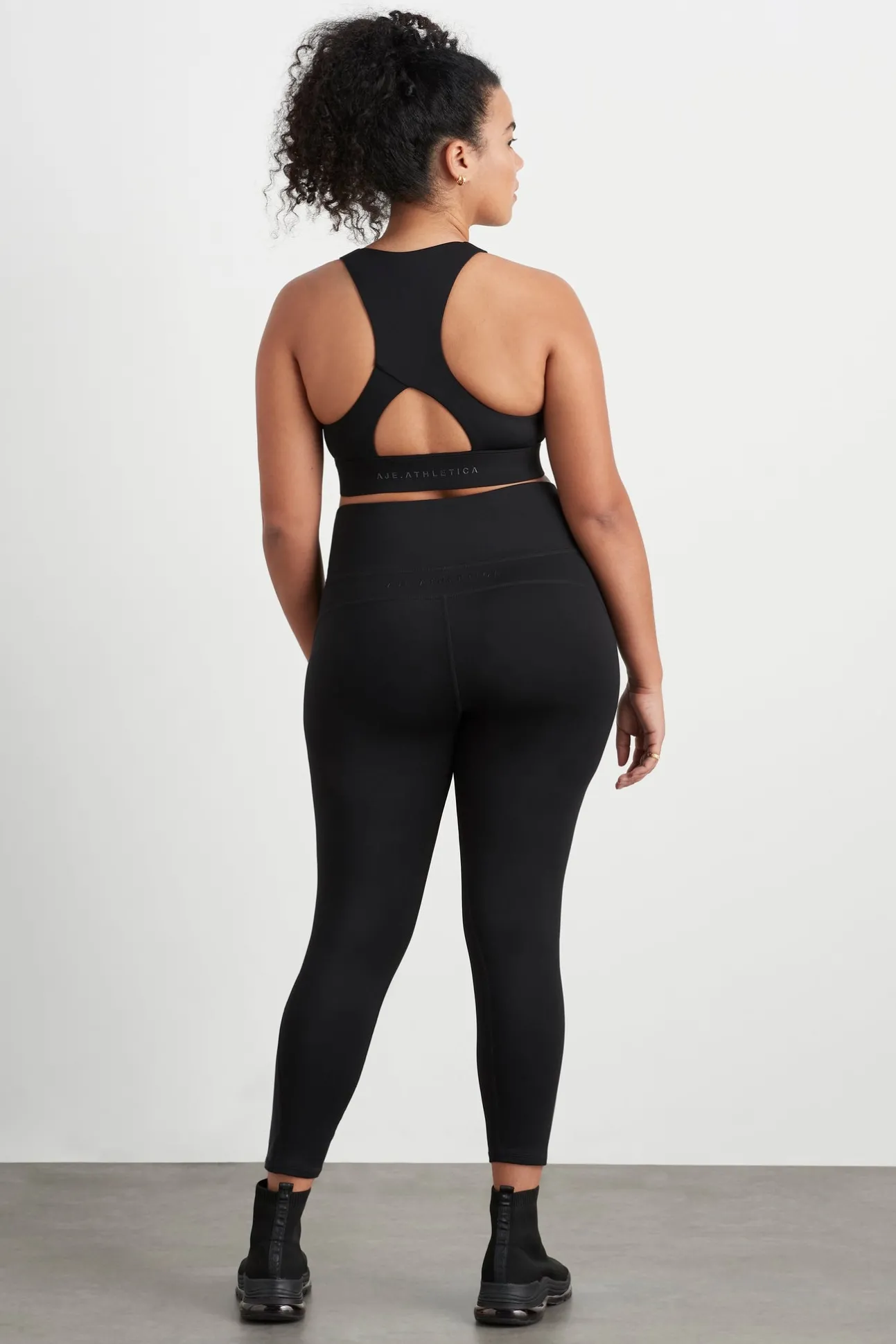 whipstitch_sports_bra__15.webp Whipstitch Sports Bra 332