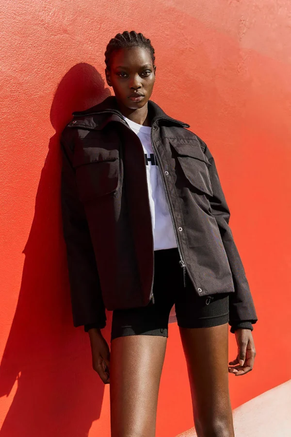 Wide Collar Puffer 025
