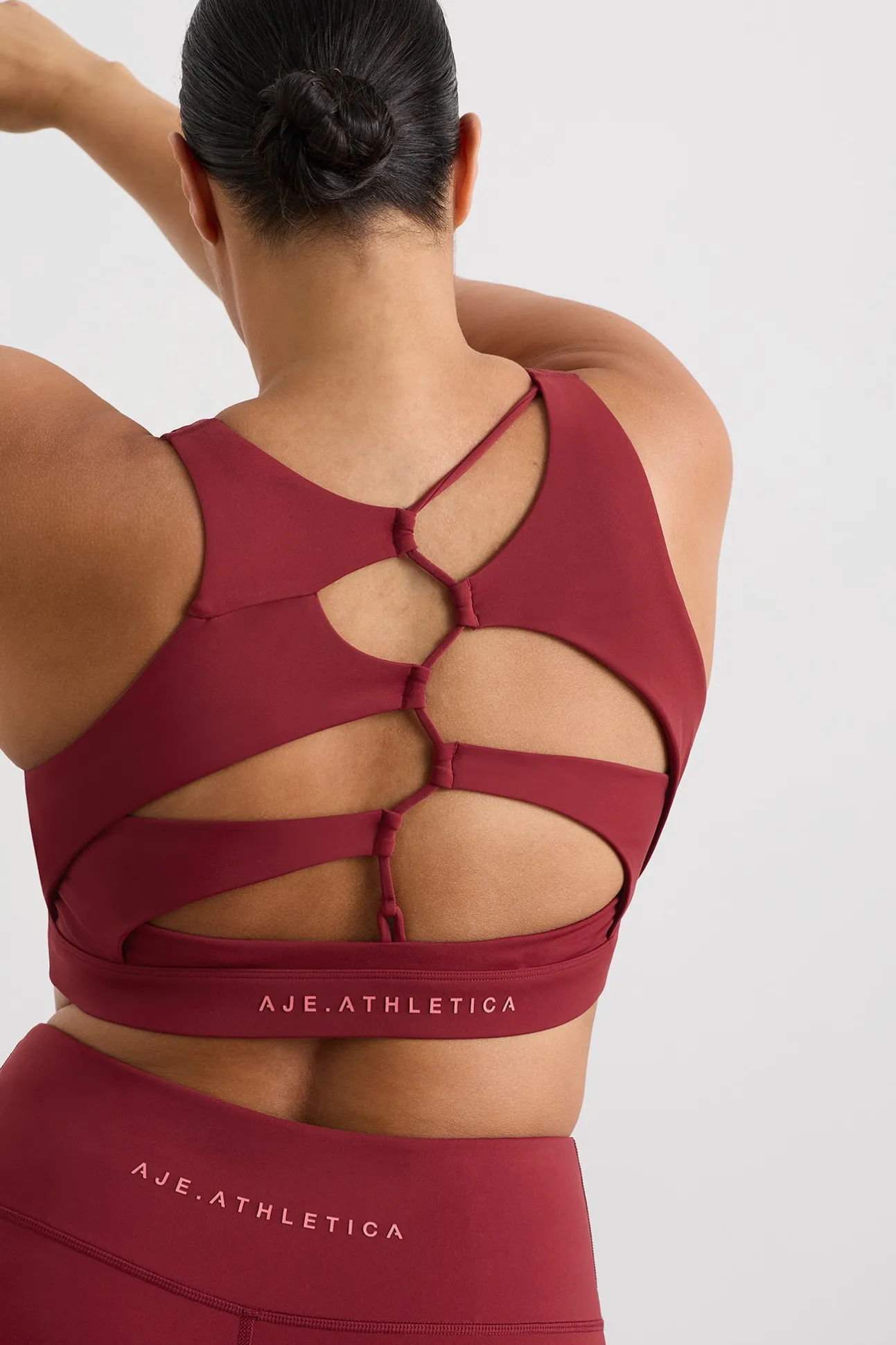 winding_road_high_neck_br_11-1.webp Winding Road High Neck Bra 364