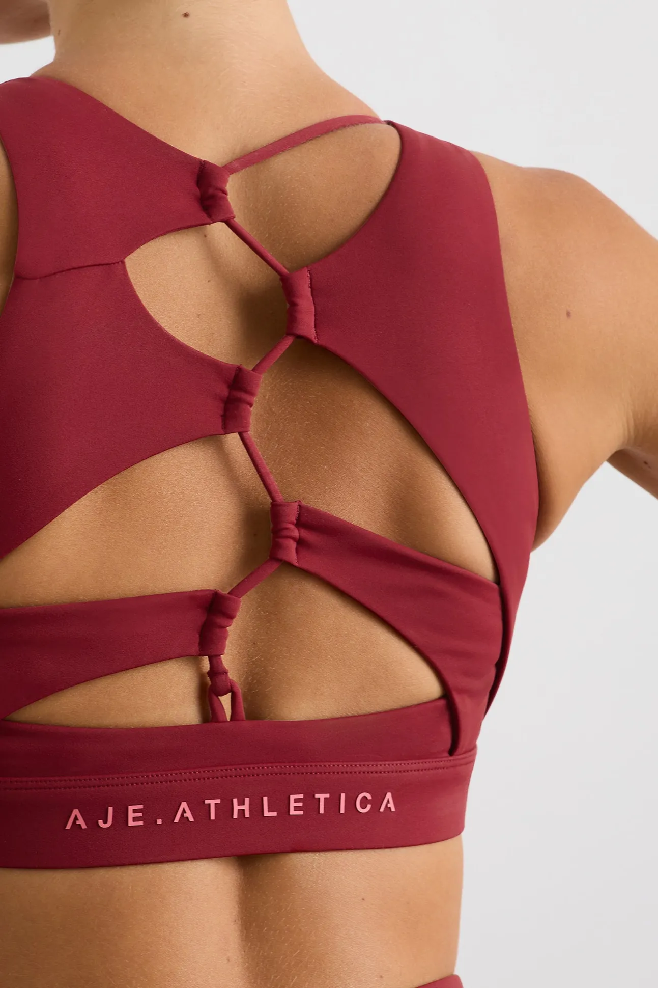 winding_road_high_neck_br_4-1.webp Winding Road High Neck Bra 364